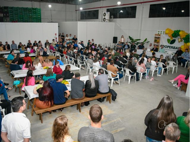 Leia mais sobre o artigo Com apoio da Epagri, cooperativa de Massaranduba inaugura unidade de processamento de bananas