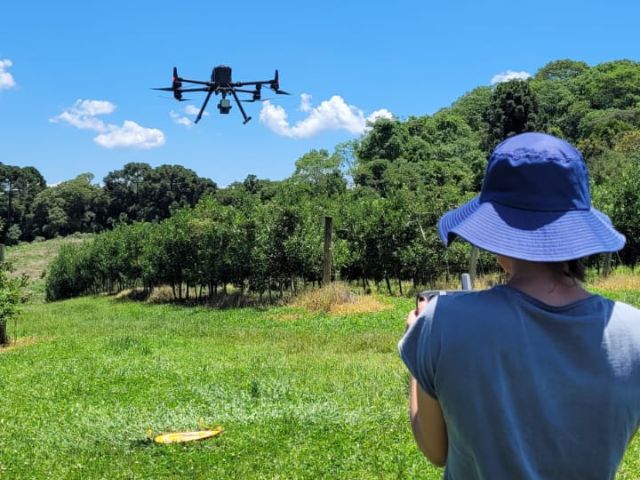 Leia mais sobre o artigo Pesquisa da Epagri usa sensor LiDAR para avaliar desenvolvimento de macieiras